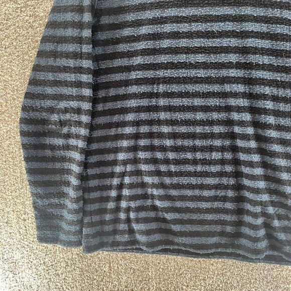 Levis Sweater Mens Extra Large Blue Black Striped Pullover Casual Cotton Logo - Picture 5 of 12
